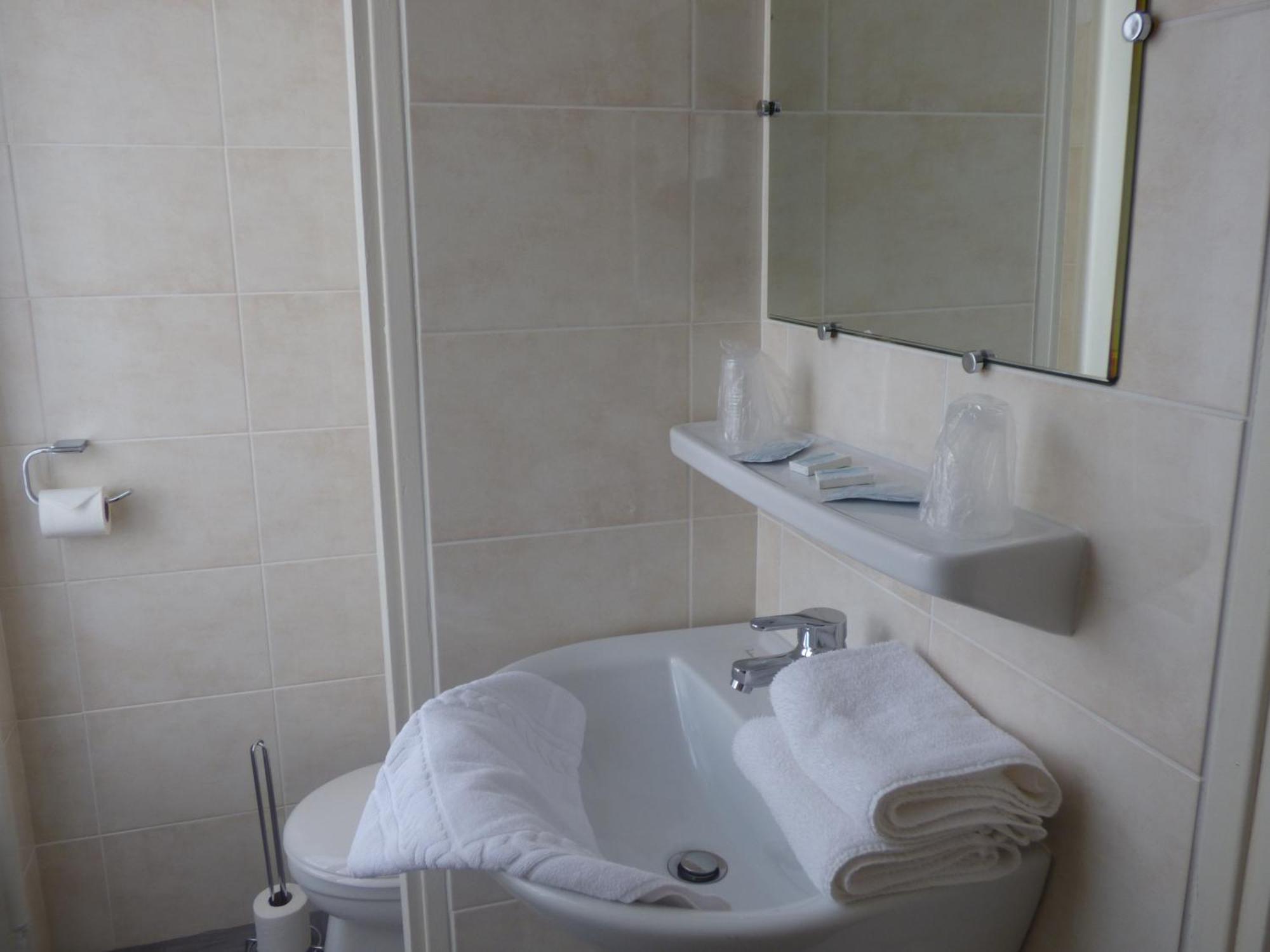Hotel Saint Jean Vals-les-Bains Pokoj fotografie